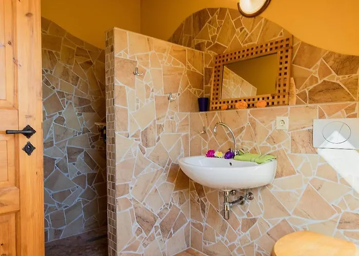 Schulgartenhaus Nyaraló Damshagen